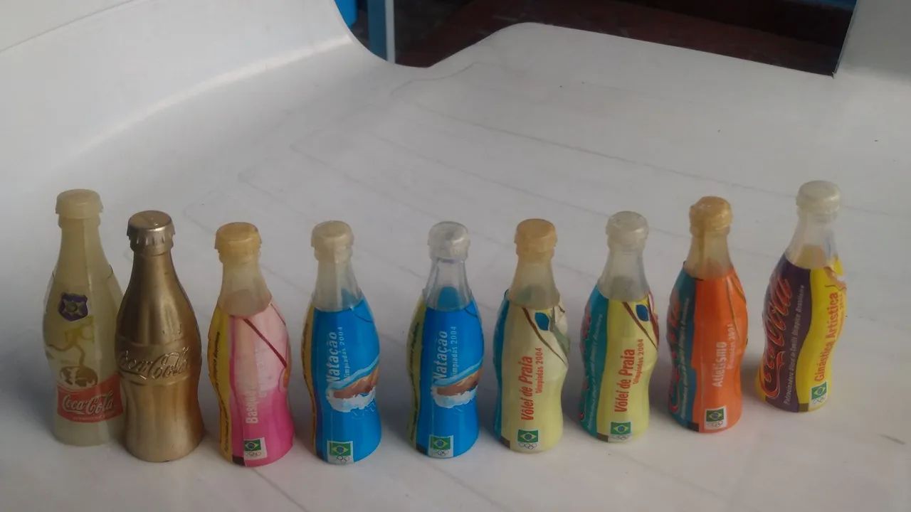 Kit 9 garrafinhas coca cola olimpíadas 2004. - Foto 4