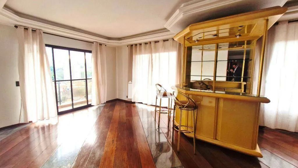 Apartamento, 1 por andar com 3 dormitórios, 1 suíte para alugar, 212 m² por R$ 12.000/mês  - Foto 3