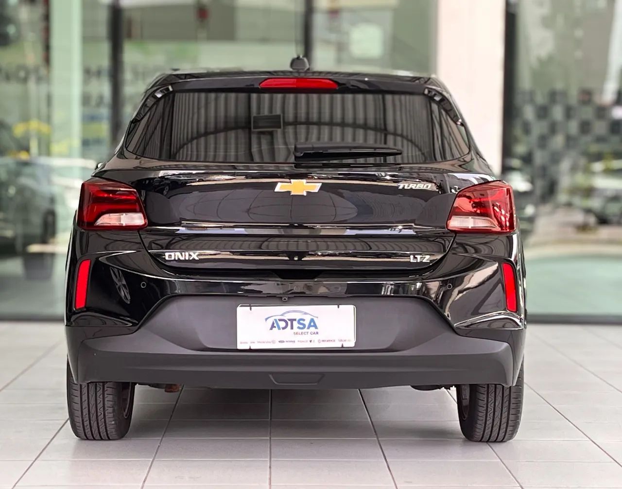 Onix 1.0 Turbo LTZ Automático com apenas 10.00km rodados. - Foto 4