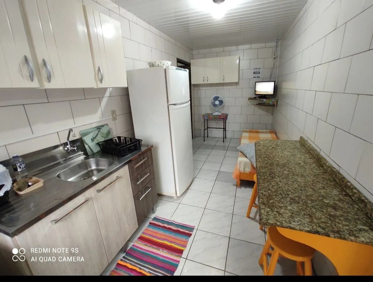 Casa aconchegante central 1 quadra da praia  - Foto 7