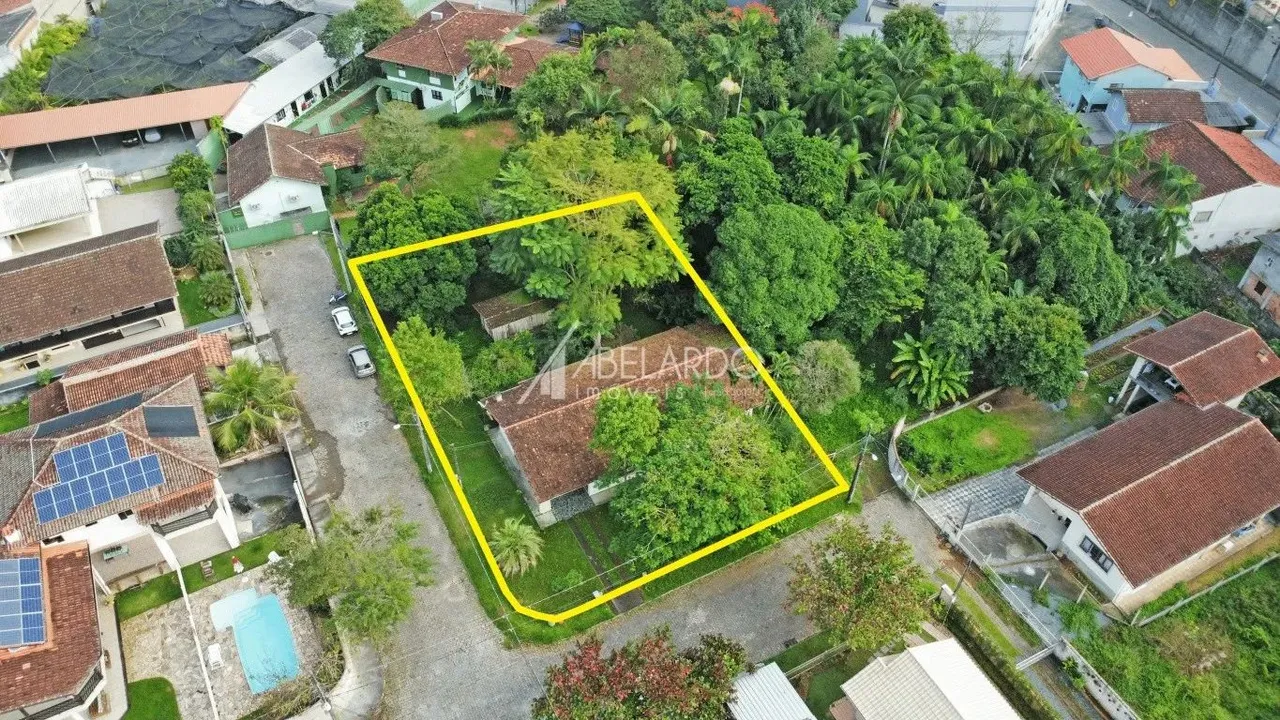 Excelente Terreno de 1.980m² no Bairro Garcia Ideal para Incorporação Imobiliária!