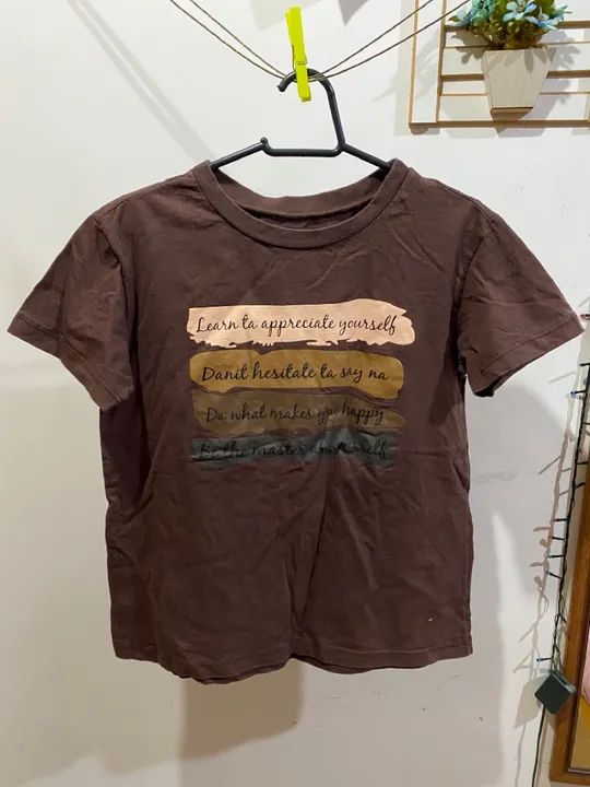 Camiseta com frase motivacional