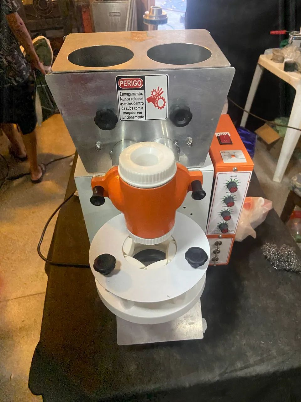 Máquina de salgados compacta print