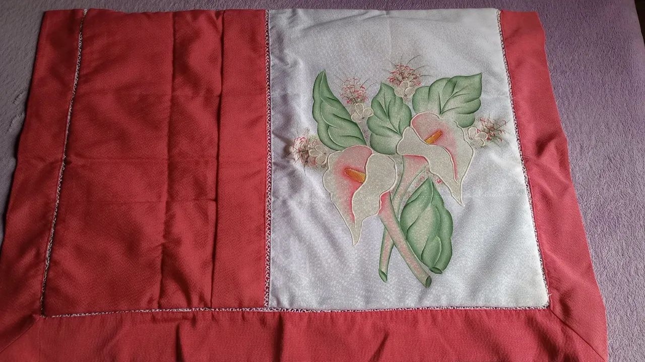 Colcha de Cama solteiro com Pintura Floral feita a mão com muita delicadeza. - Foto 5