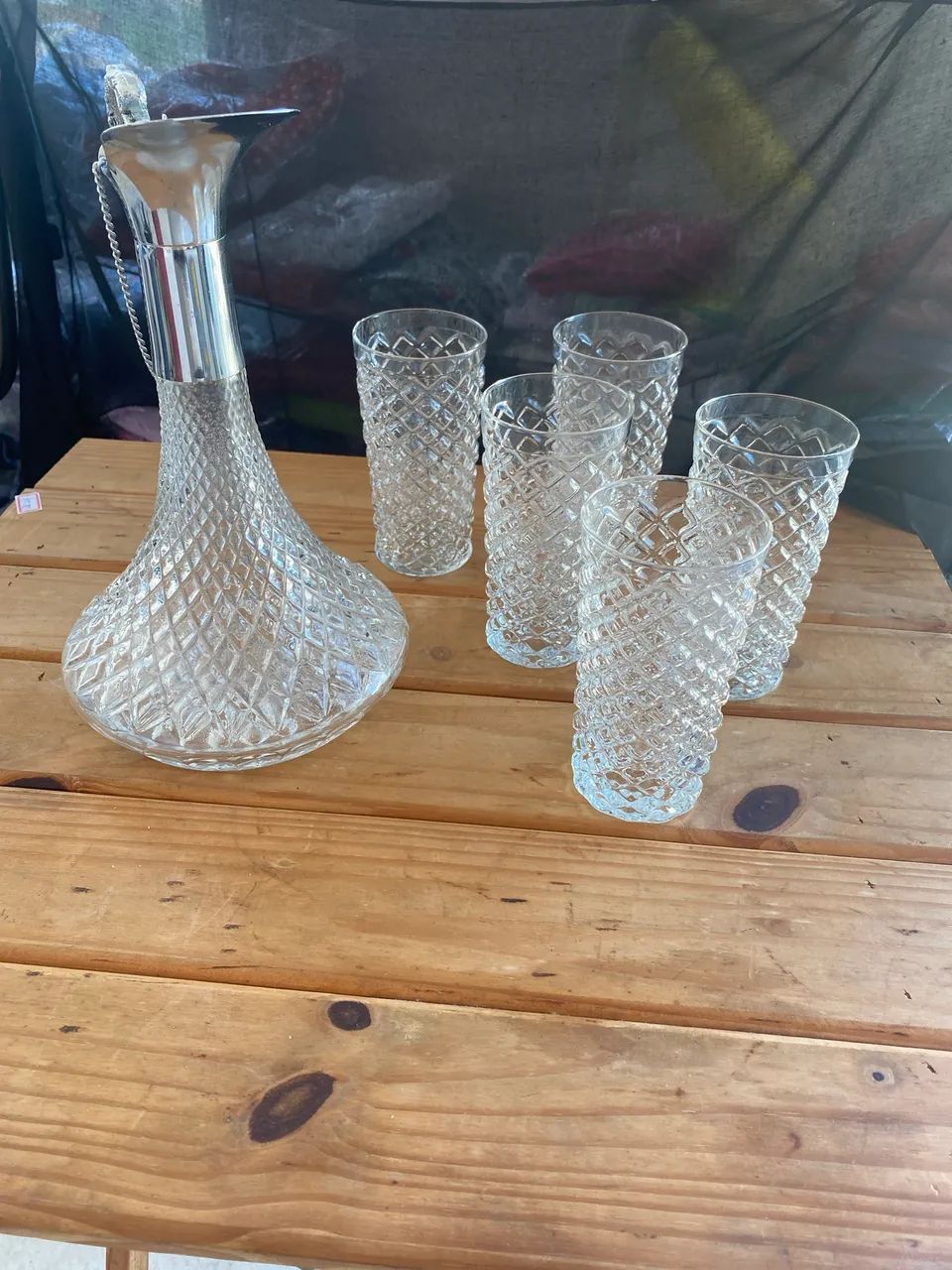Licoreira e decanter com copos 