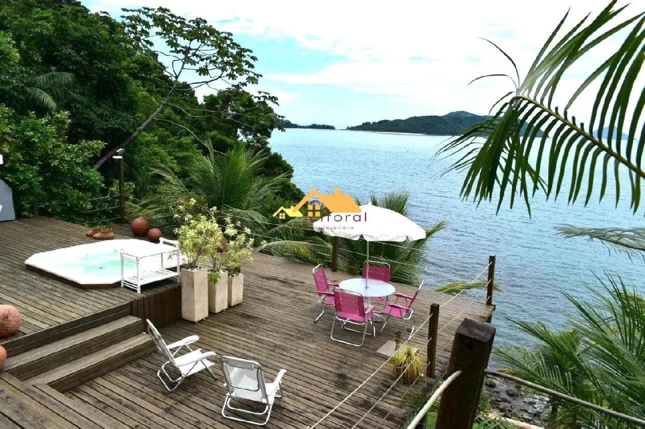 Casa em condomínio de luxo na Barra do Sahy, São Sebastião-SP: 4 quartos, 4 suítes, 3 sala