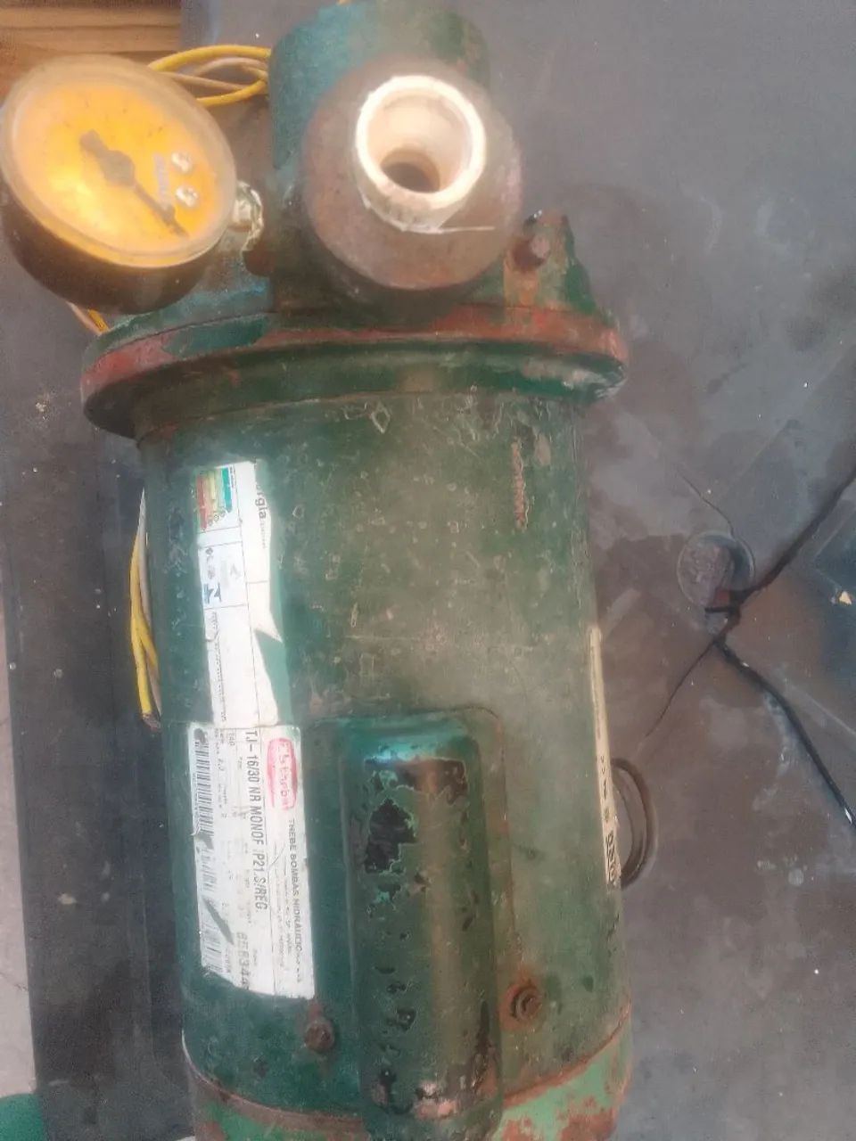 Vendo bomba injetora usada  - Foto 4