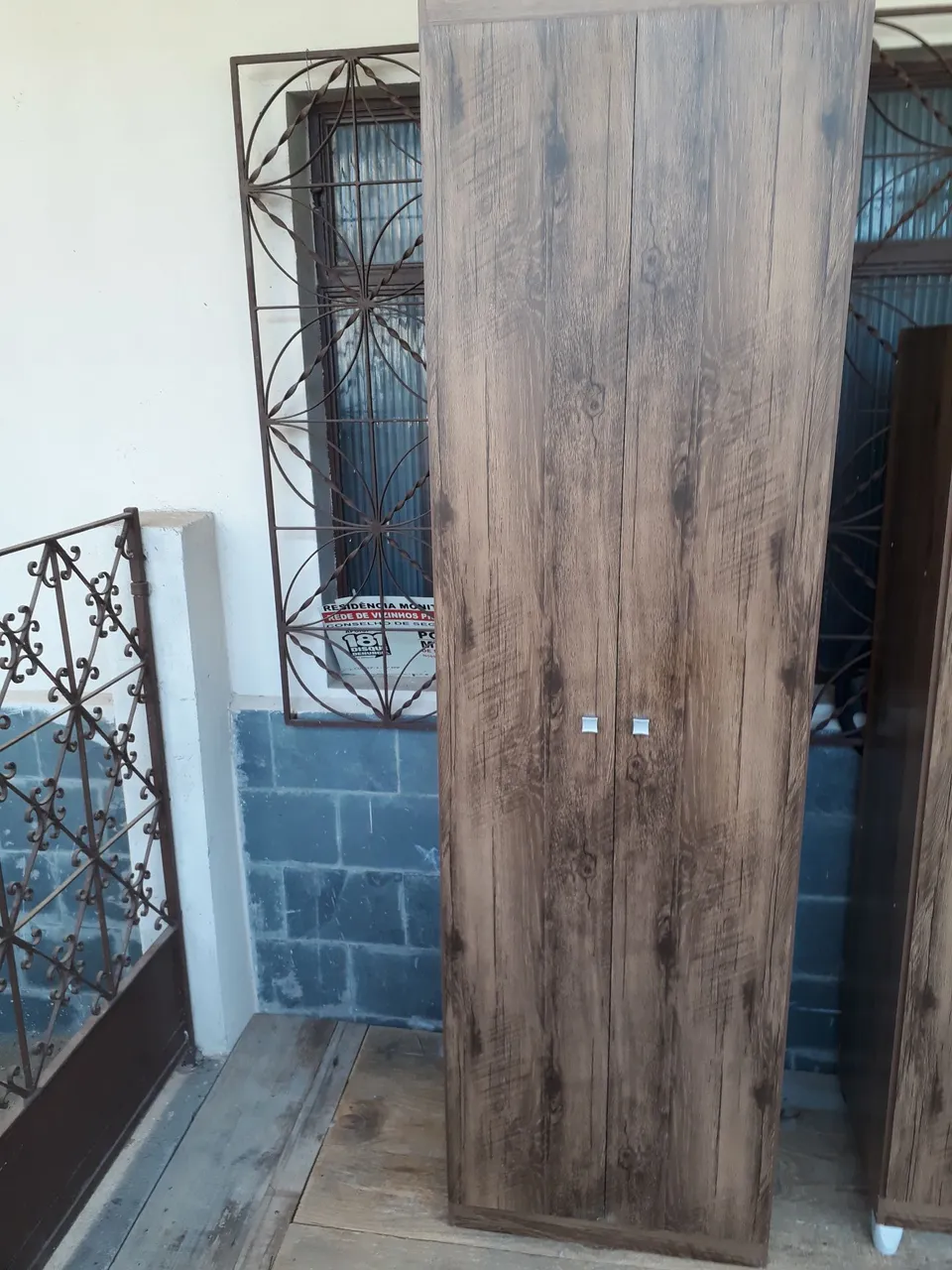 Guarda-Roupa mdf com duas portas e duas gavetas novo