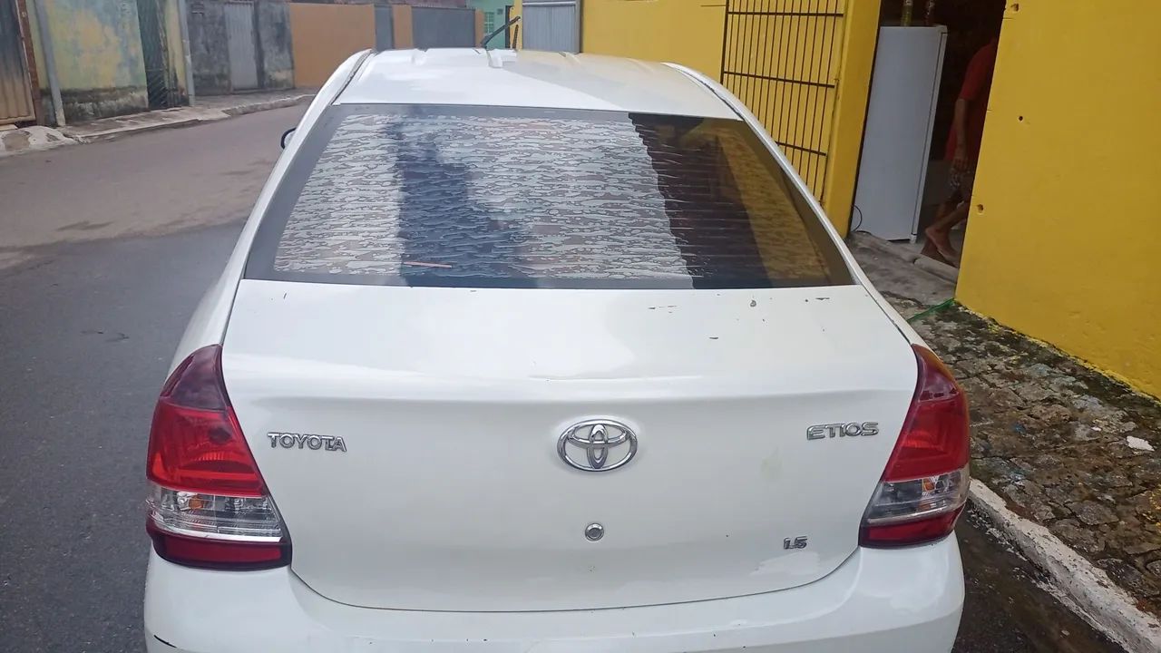 Etios sedan 2019 1.5 completo  - Foto 4