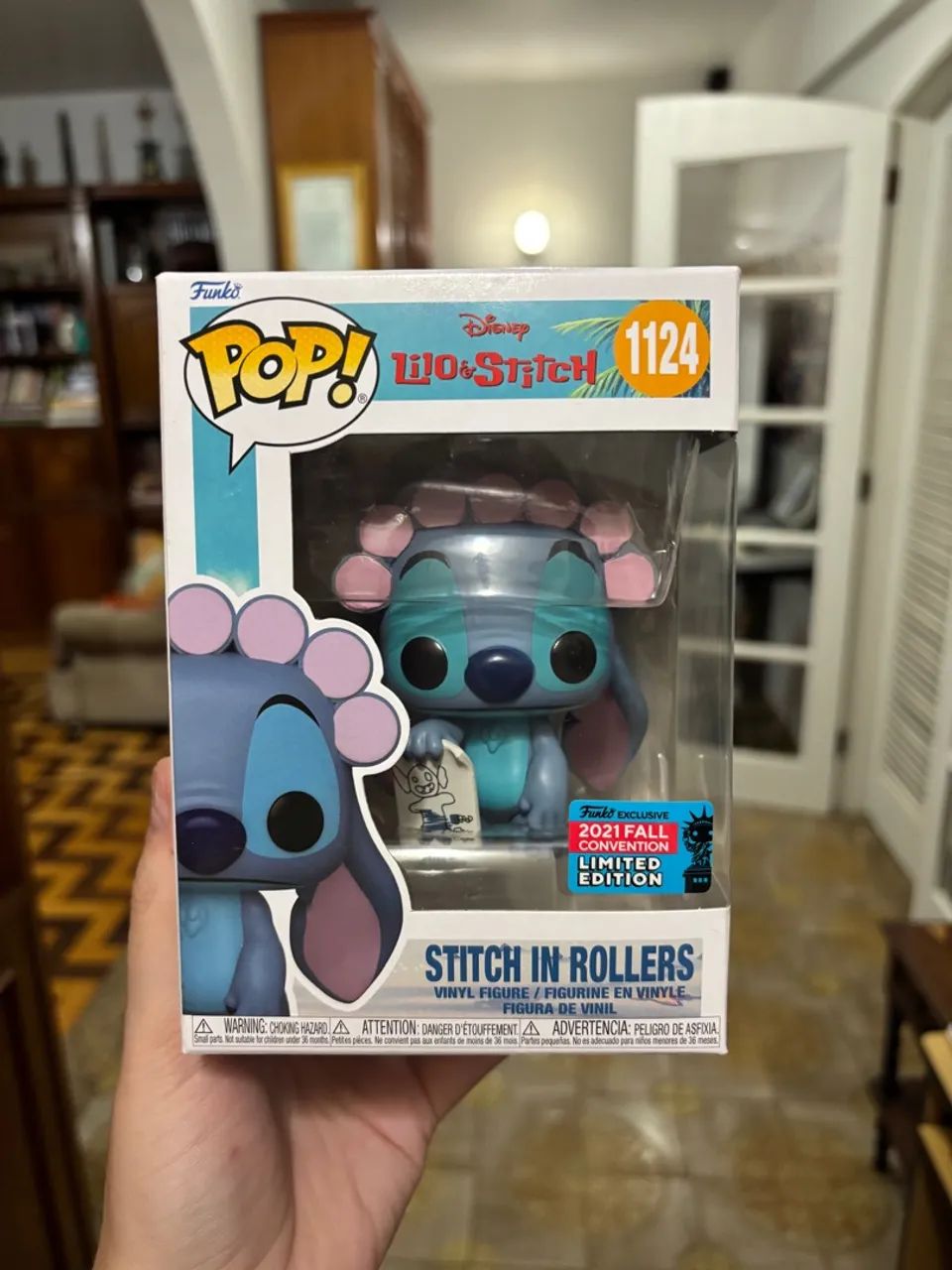 Funko Pop! Lilo & Stitch Stitch in Rollers - Edição Limitada