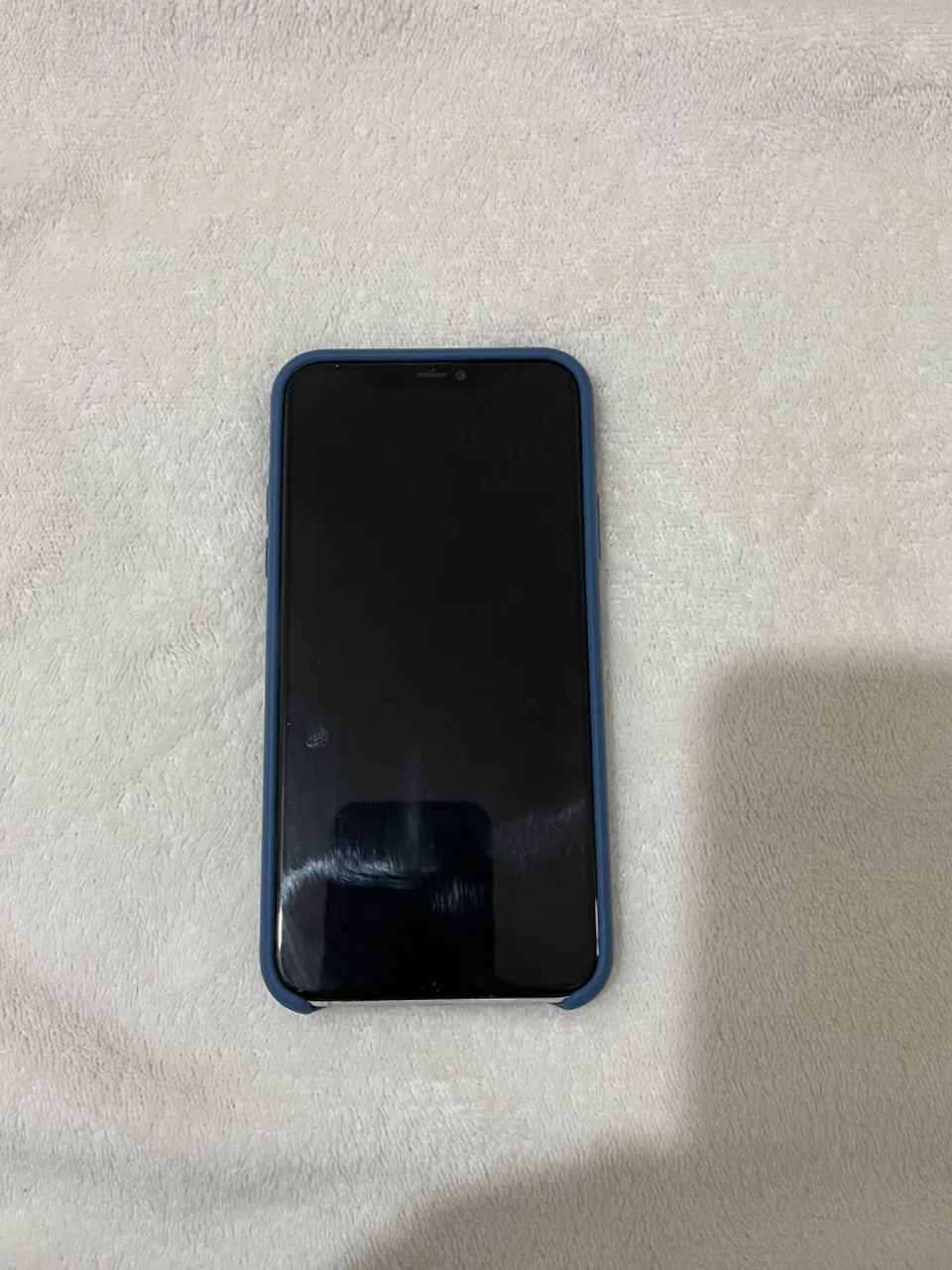 Vende-se iPhone 11 pro Max,64 gb , R$ 1900,00