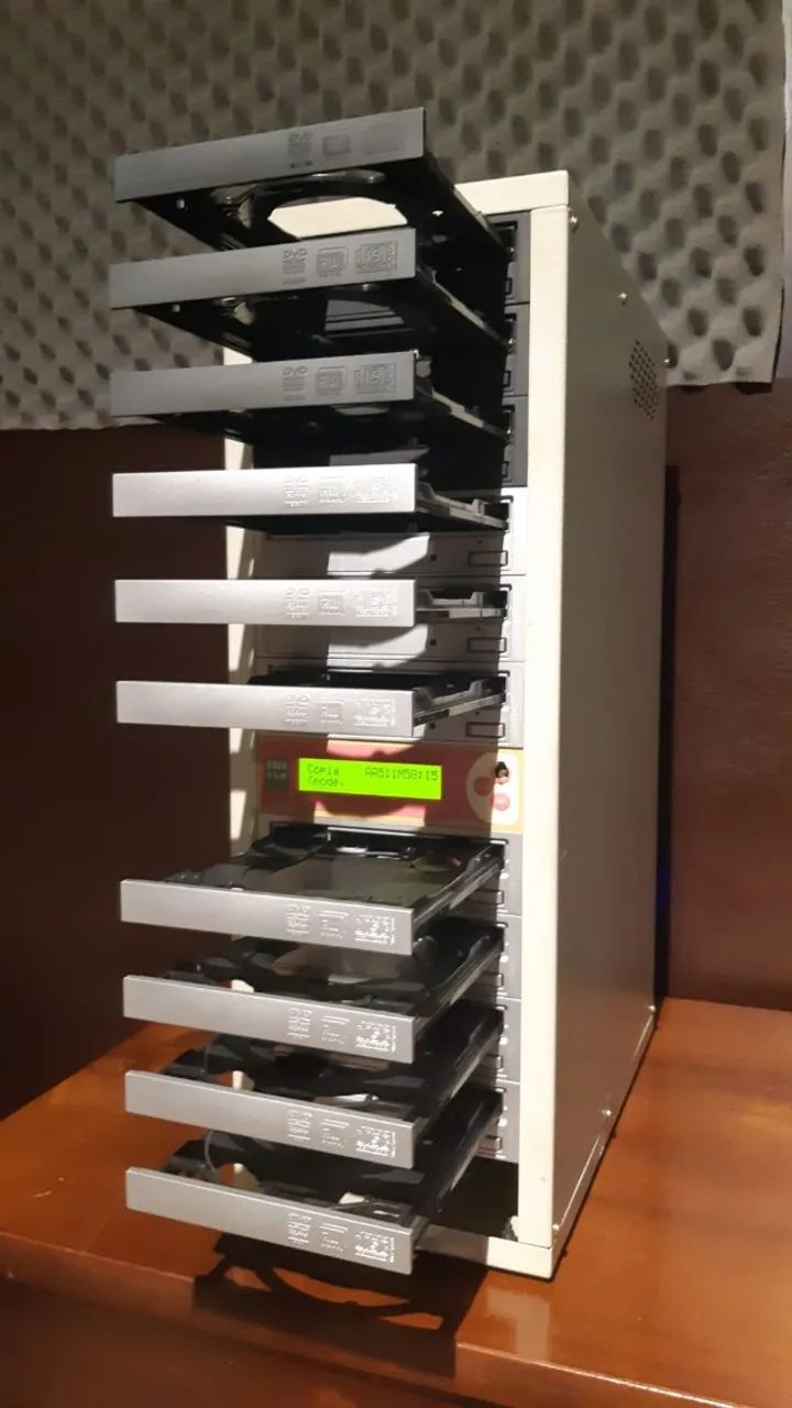  Duplicadora Sata com 10 gravadores Sony - Foto 4