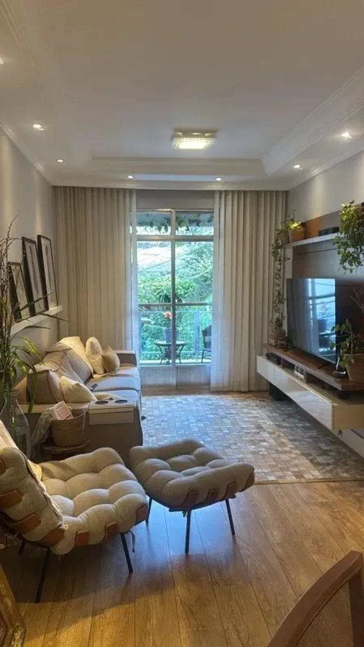 Apartamento à venda em Petrópolis-RJ, Bingen: 2 quartos, sala, 2 banheiros, 1 vaga, 70m² d