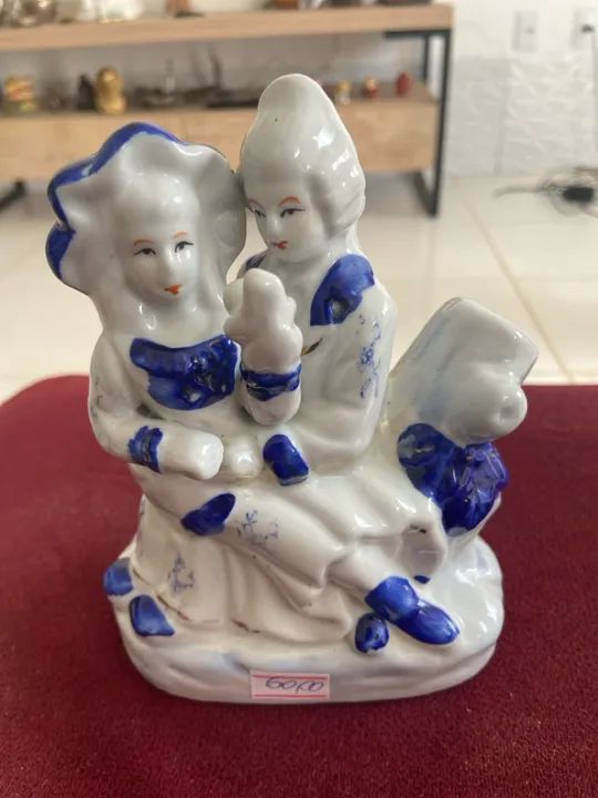 Bibelô em Porcelana 