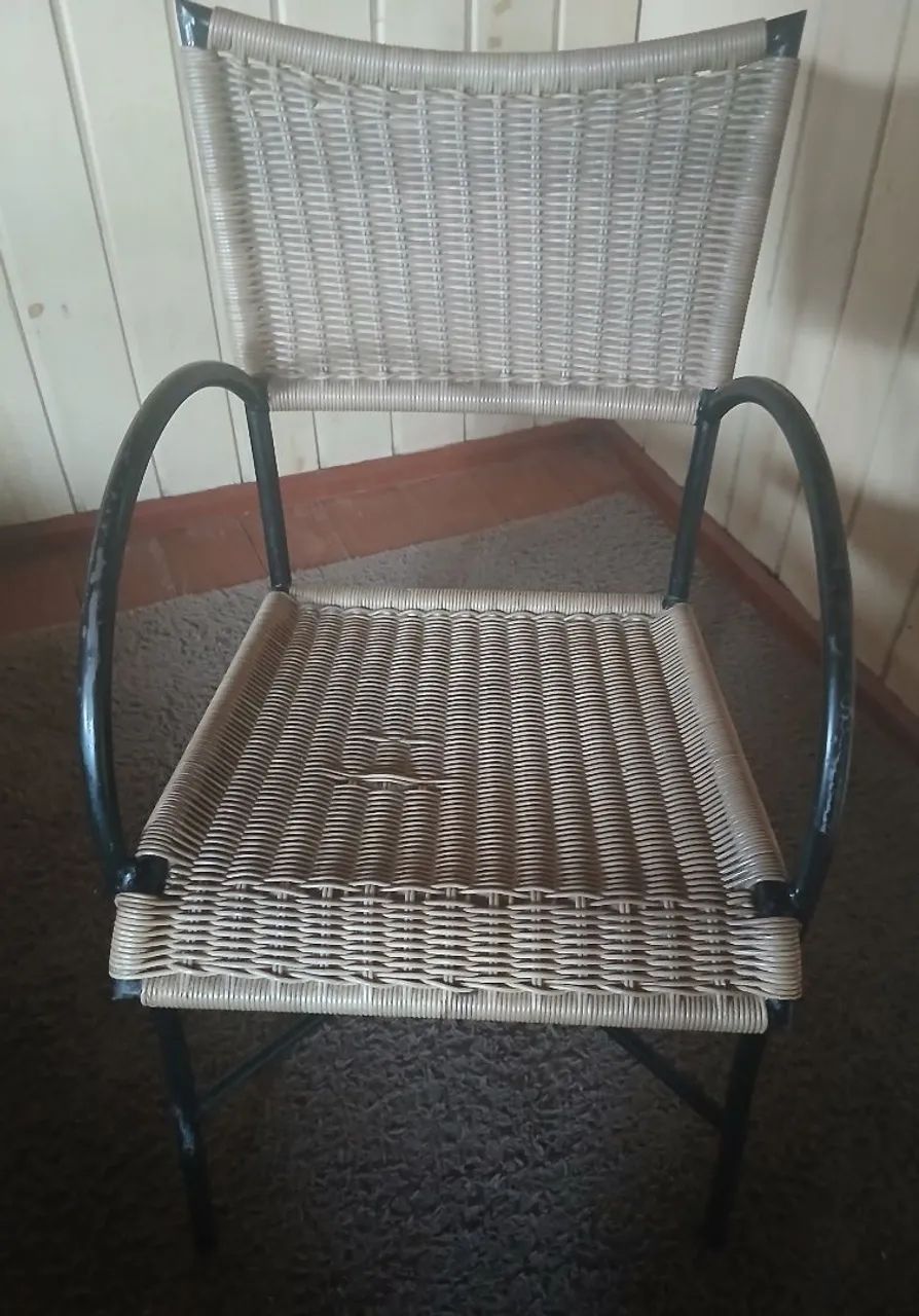 Vendo cadeira sofisticada 