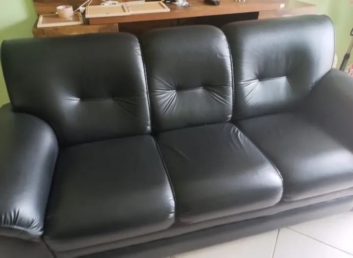 Sofá de couro preto  - Foto 5