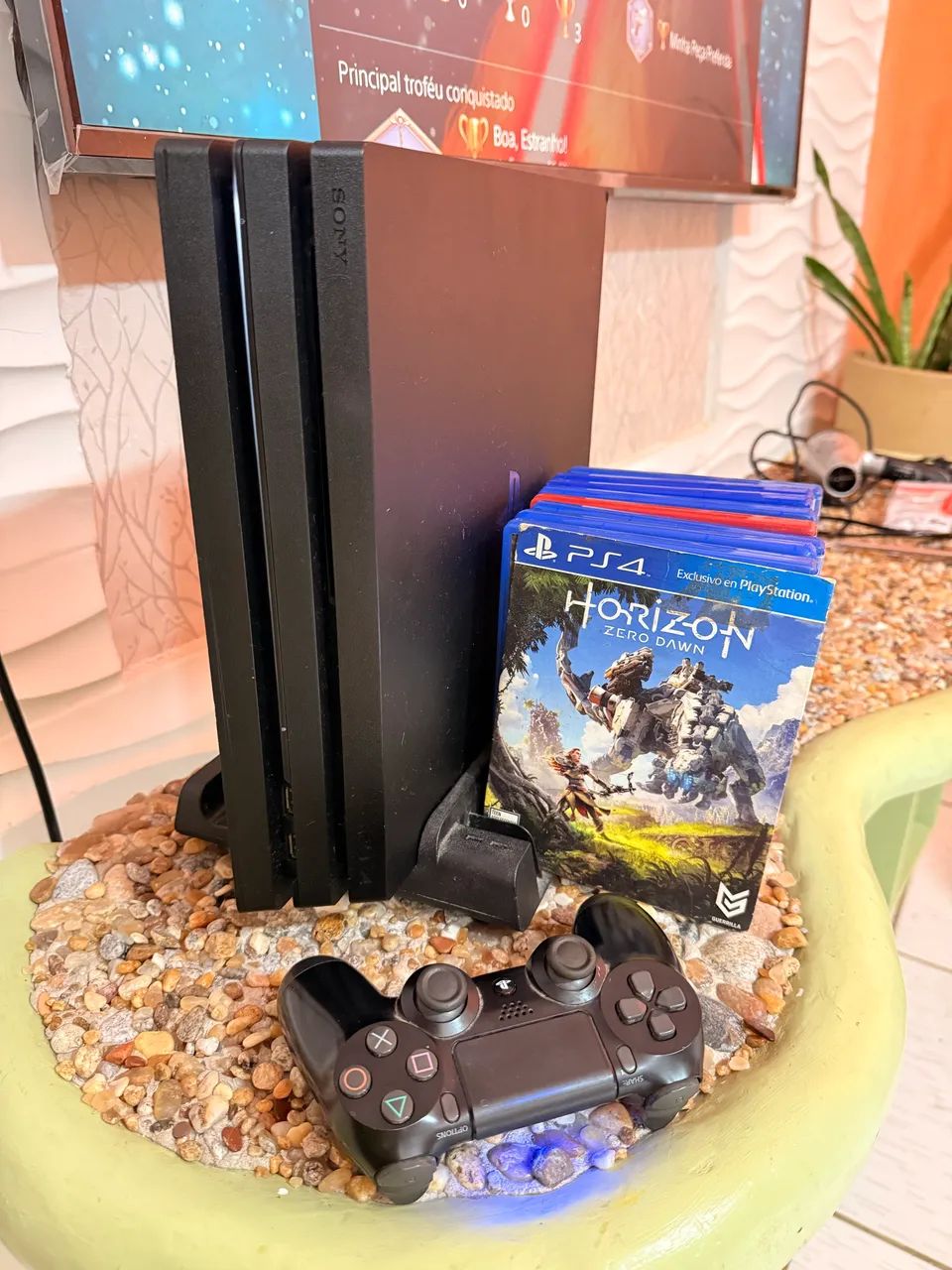 PS4 pro 1 tera de memória  - Foto 4