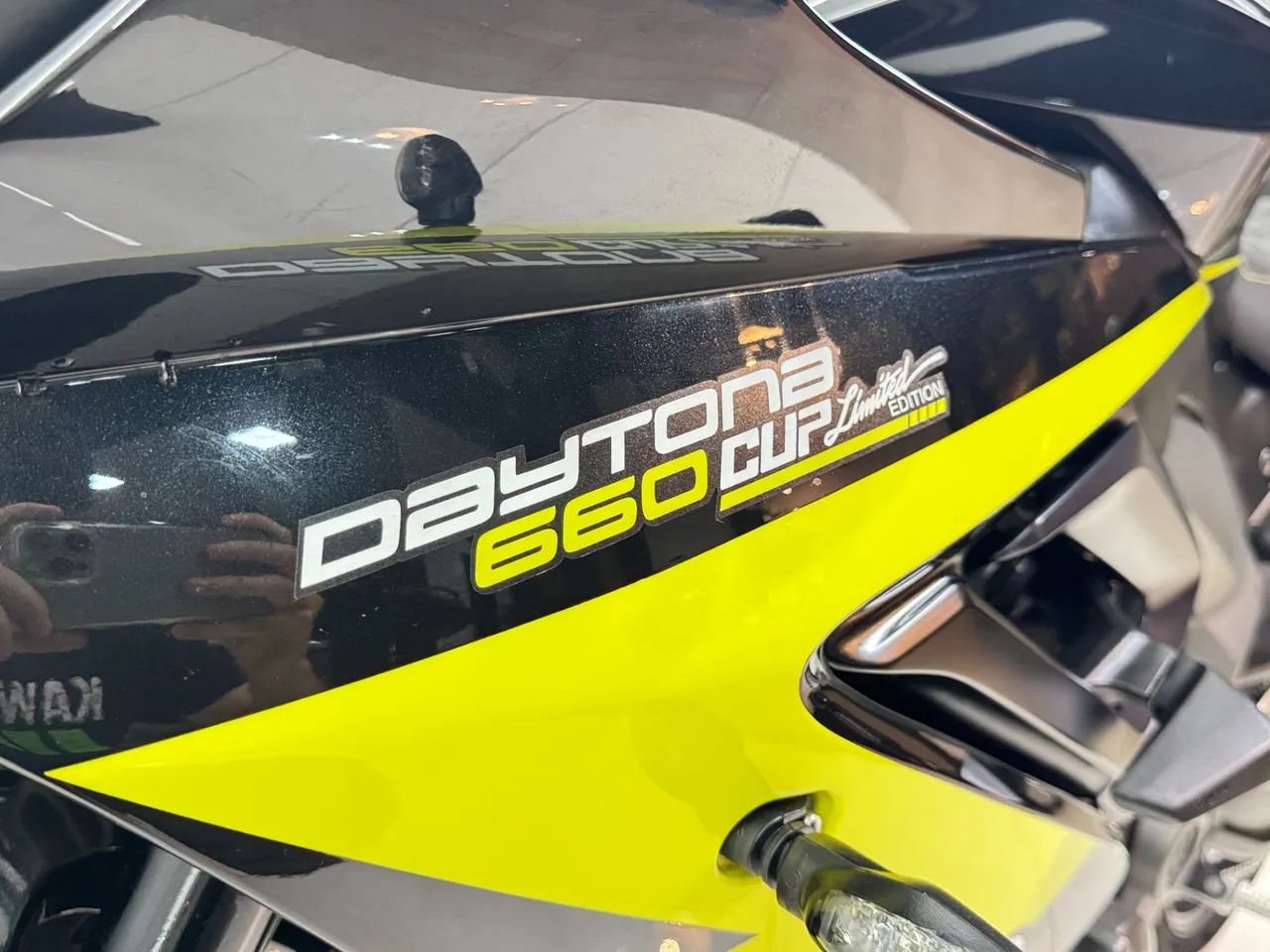 TRIUMPH DAYTONA 660 - Foto 5