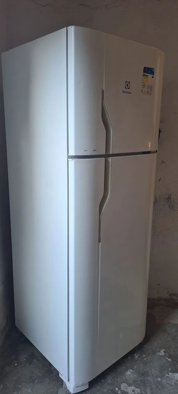 Geladeira Electrolux Degelo Seco 362 litros  - Foto 3