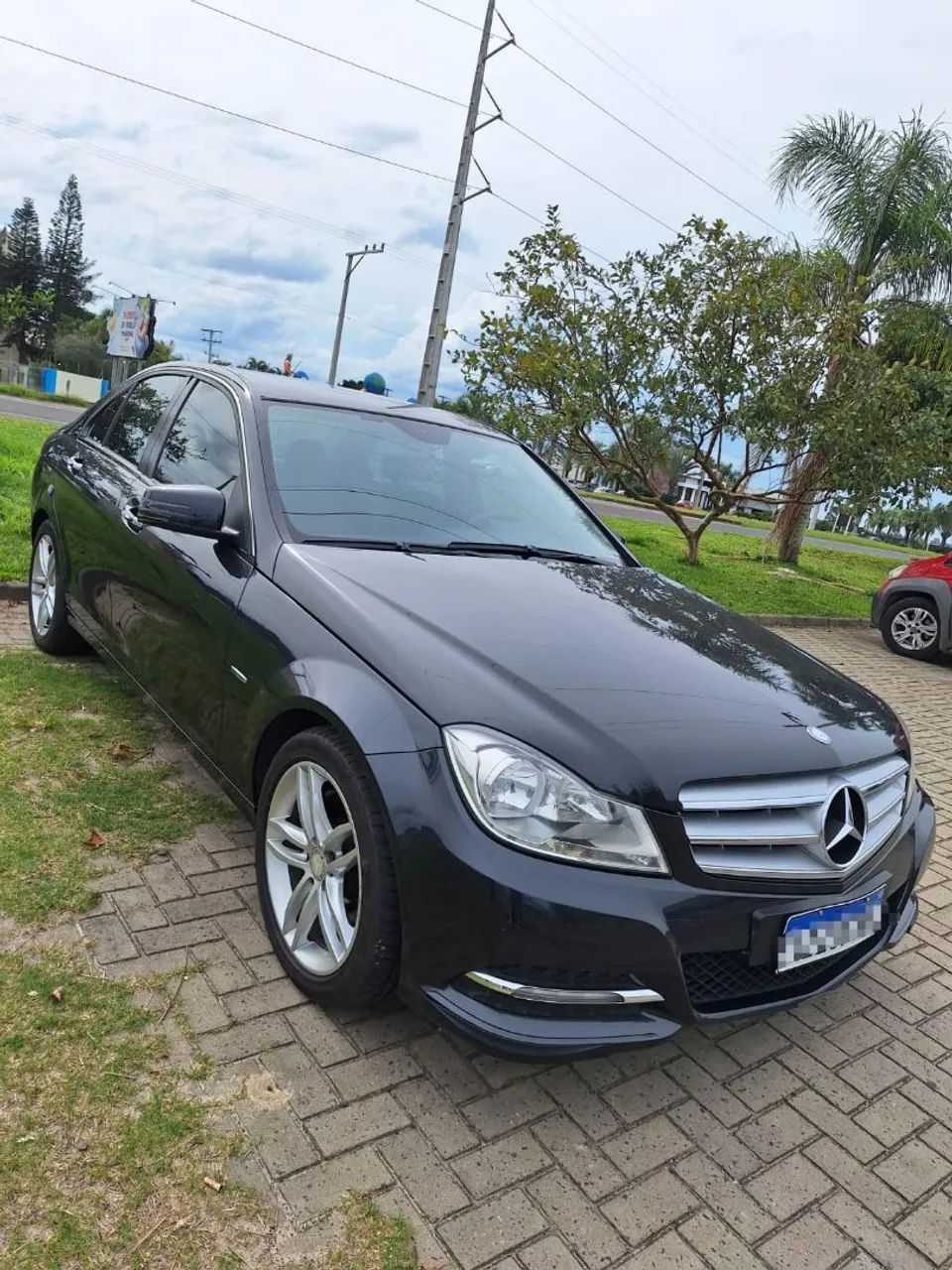 Mercedes-Benz C-180 CGI Classic 1.8 16V 156cv Aut. 2012