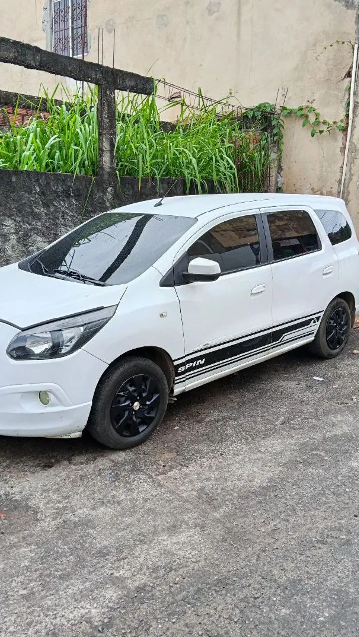 Chevrolet Spin SPIN LT 1.8 8V Econo.Flex 5p Mec. 2013
