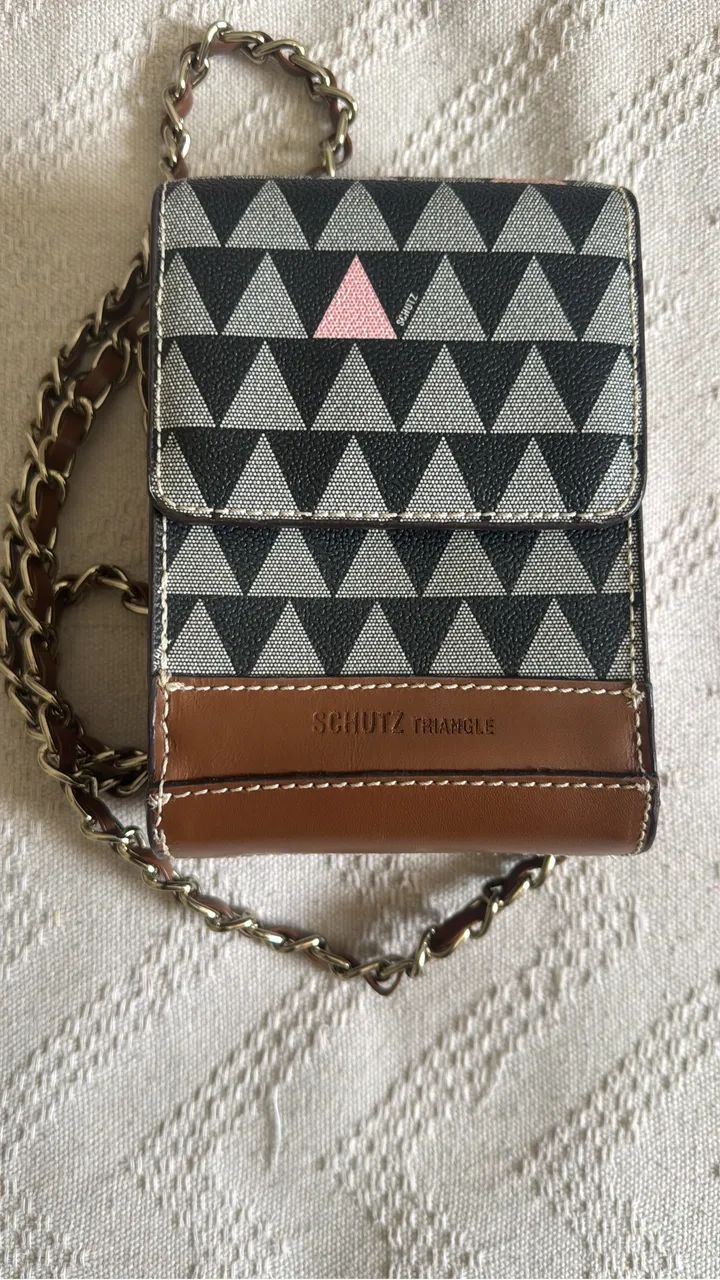 Bolsa Crossbody marca Schutz 