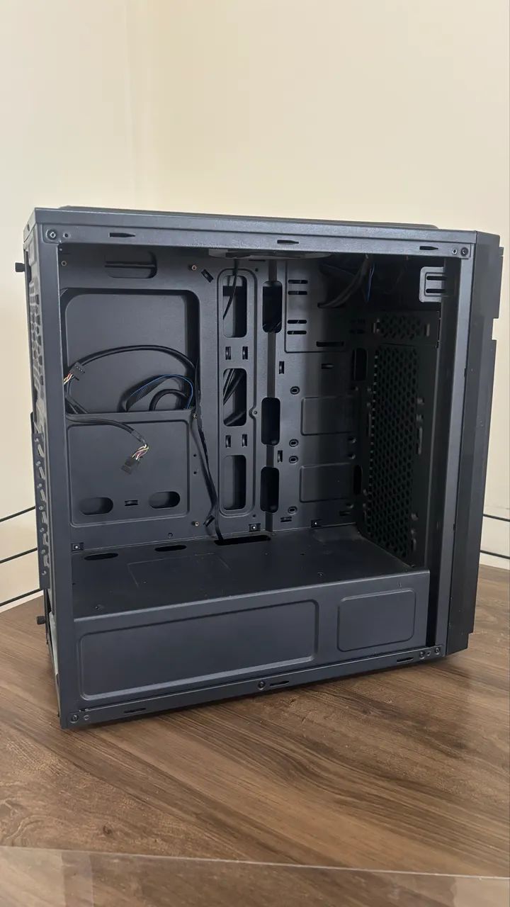 Gabinete Gamer Preto