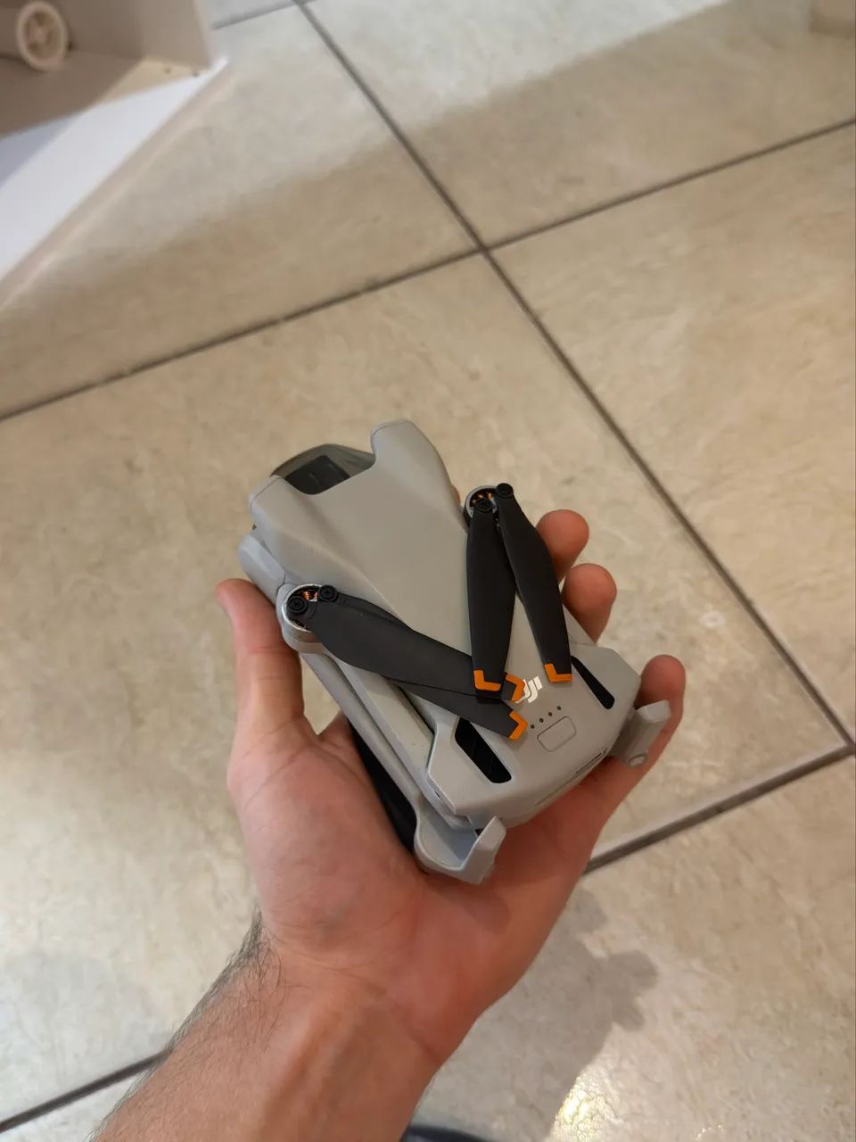 Dji mini 3 novo com cartão de memória  - Foto 2