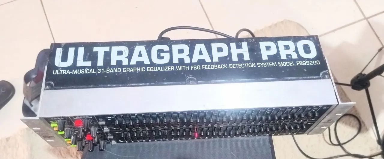 vendo um equalizador Behringer  - Foto 3