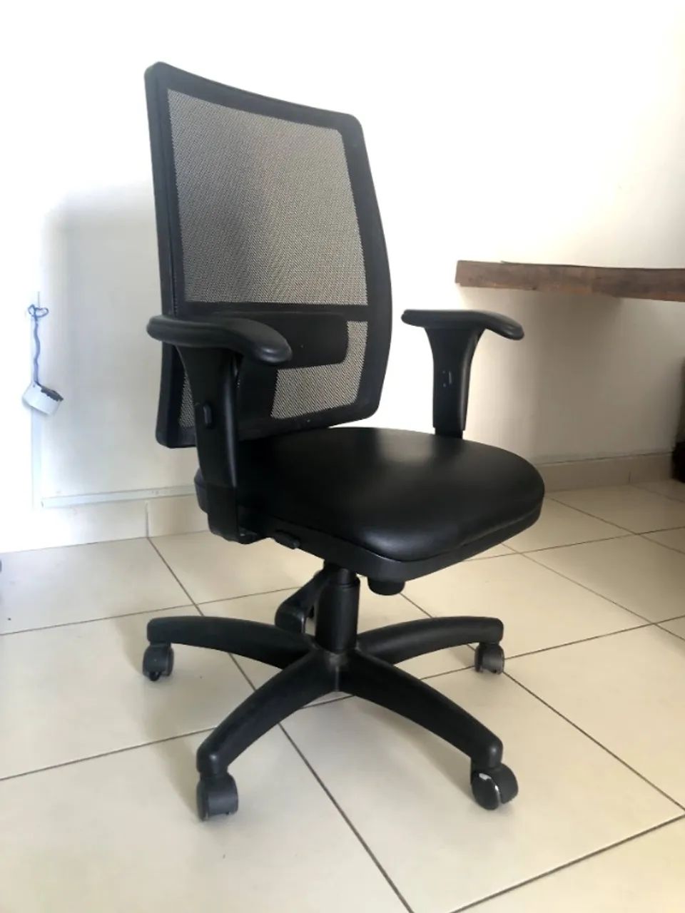 Cadeira Ergonômica de Escritório