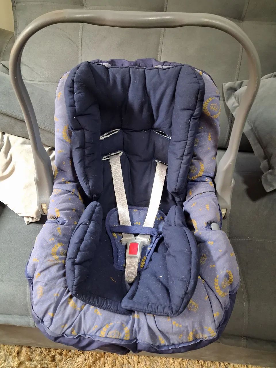 Carrinho de bebê com bebê conforto  - Foto 4