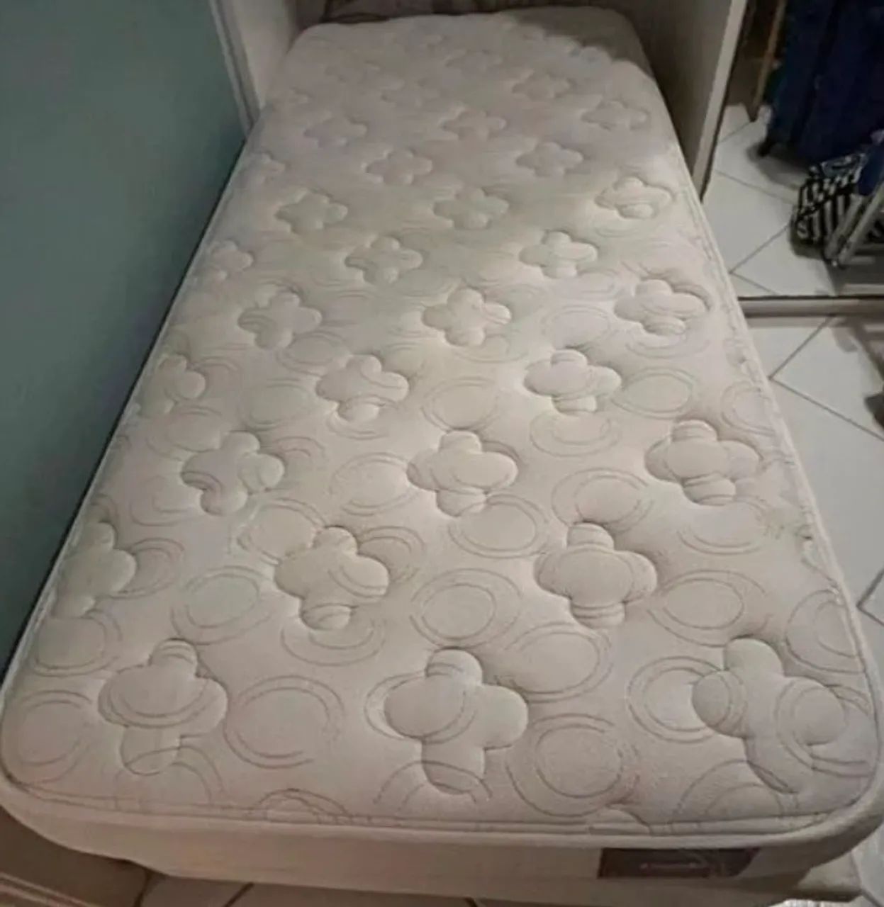 Vendo Cama Box Baú Solteiro + Colchão Epeda Serene - Foto 4