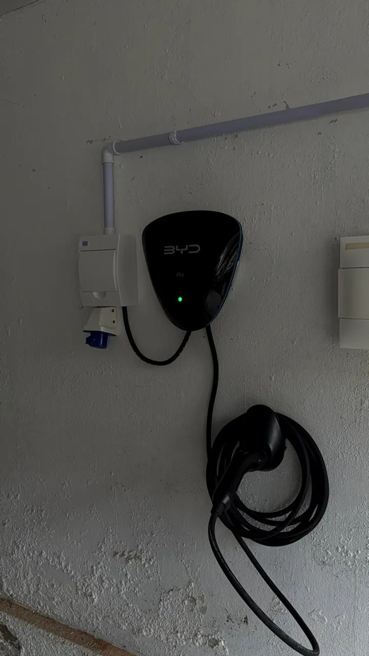 Wallbox (carregador veicular)