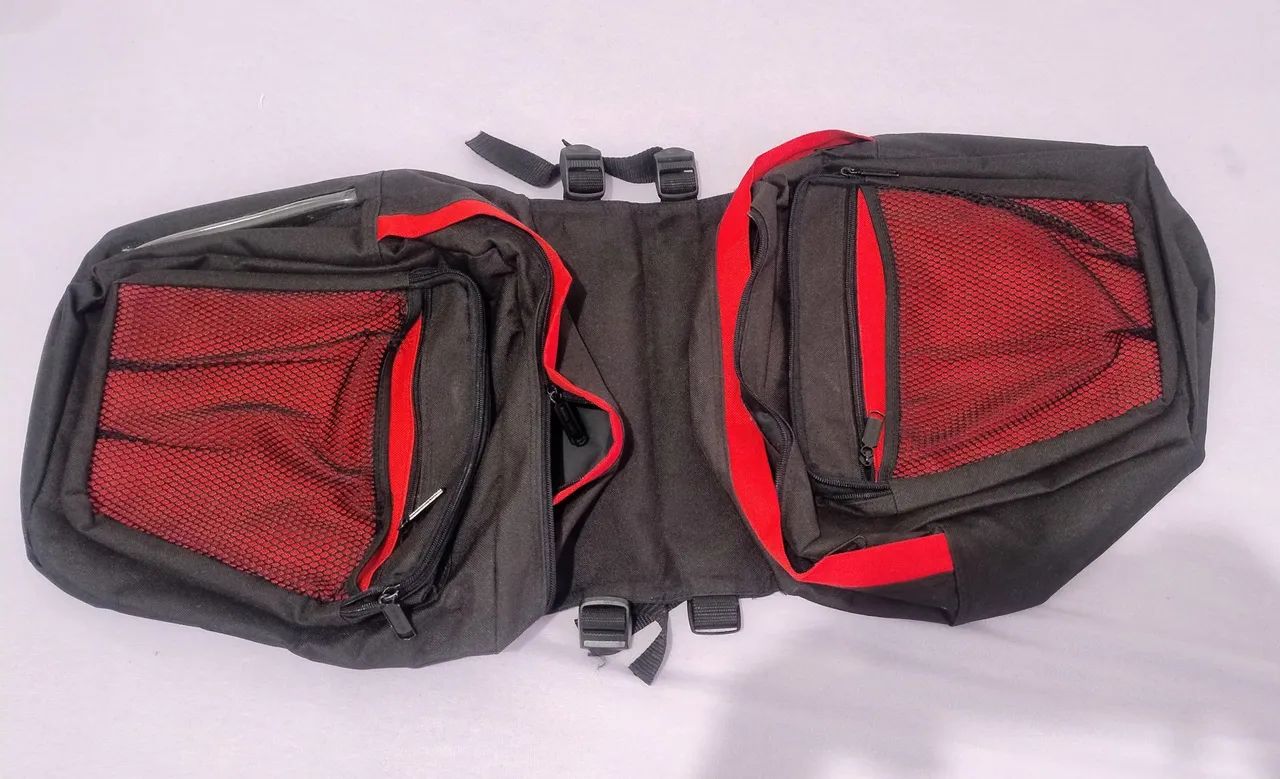 Vendo Alforge de bicicleta, limpo e bem cuidado.