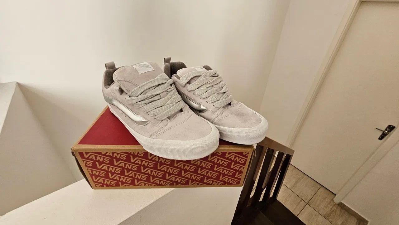 Vans Knu Skool Silver - Tam 42 - Foto 4