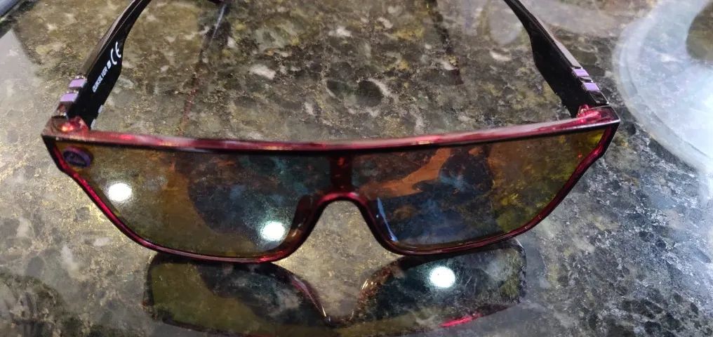 Óculos de sol Quiksilver lentes espelhadas em vermelho - Foto 2