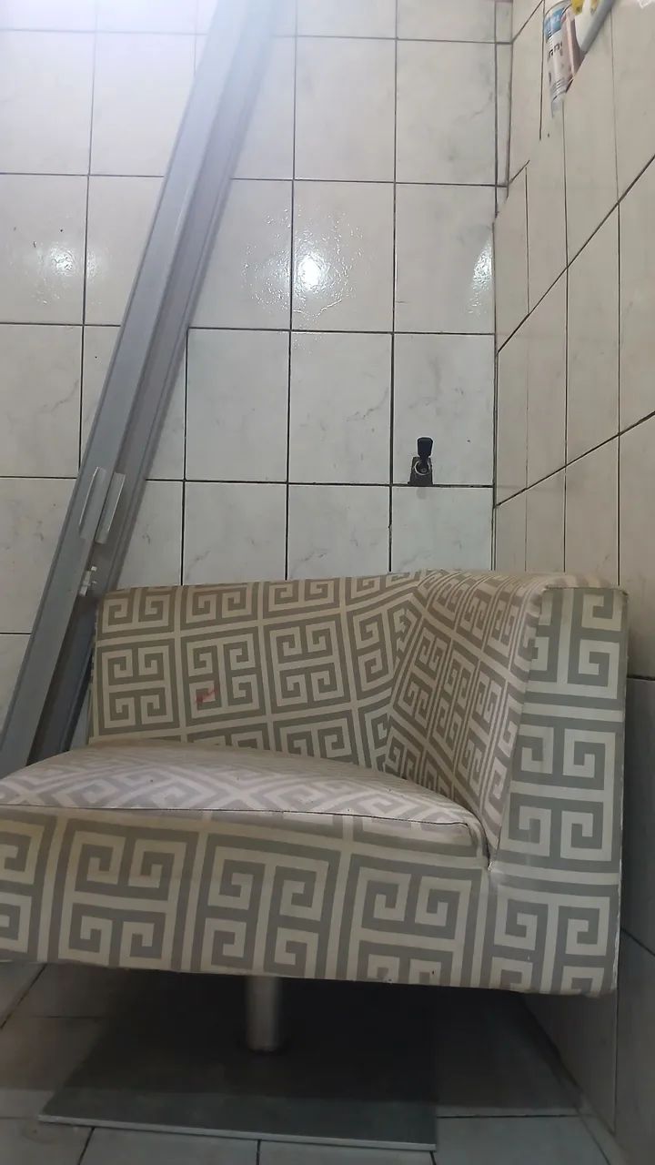 Poltrona giratória de canto. - Foto 2
