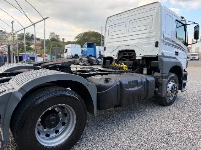 MB Axor 1933 2012 4x2  - Foto 5
