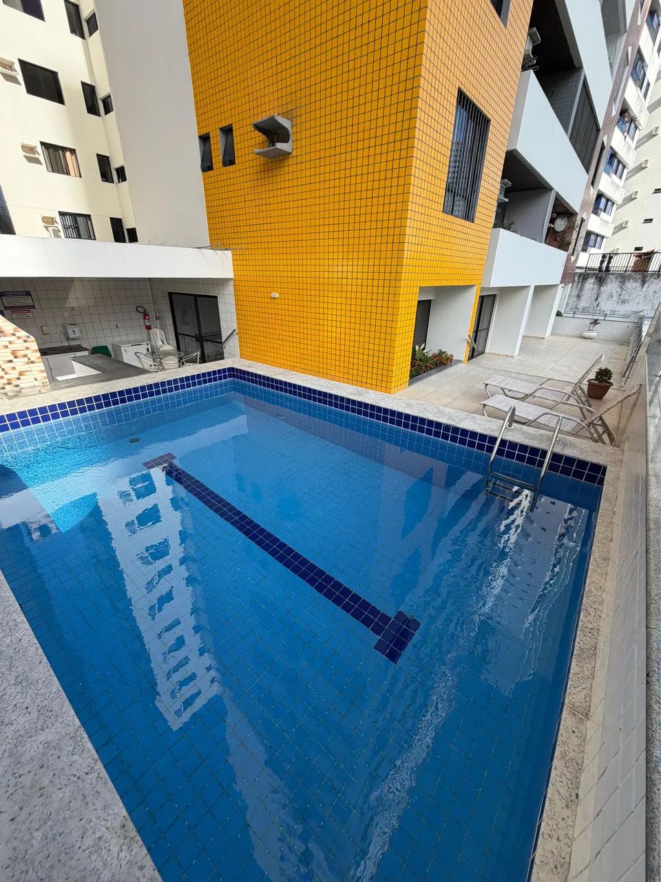 APARTAMENTO 3/4 COM SUÍTE E VARANDA NO MELHOR DO COSTA AZUL  - Foto 3