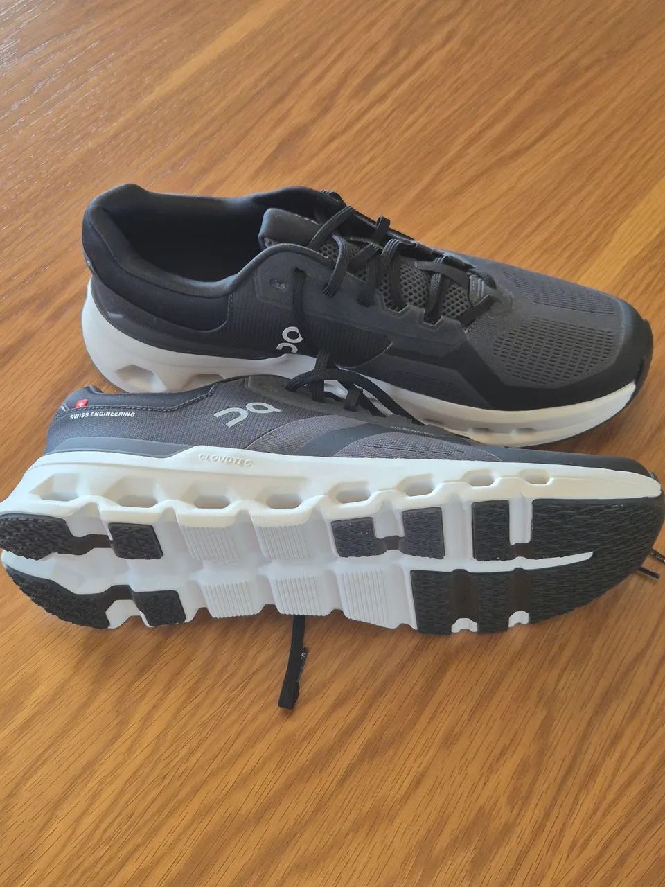Tenis ON Cloudrunner 2 - Foto 2