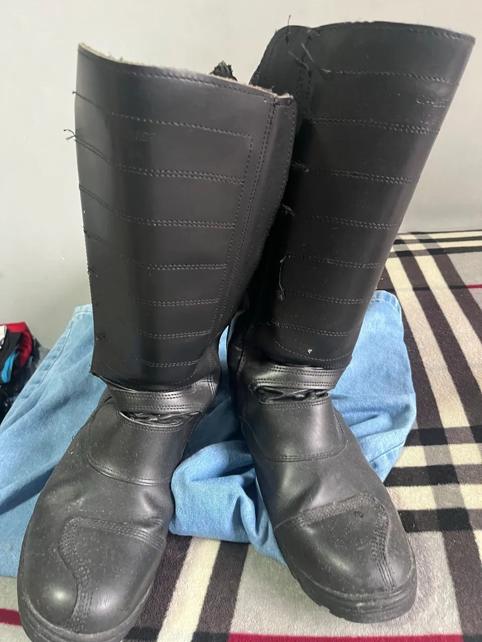 Bota coturno 