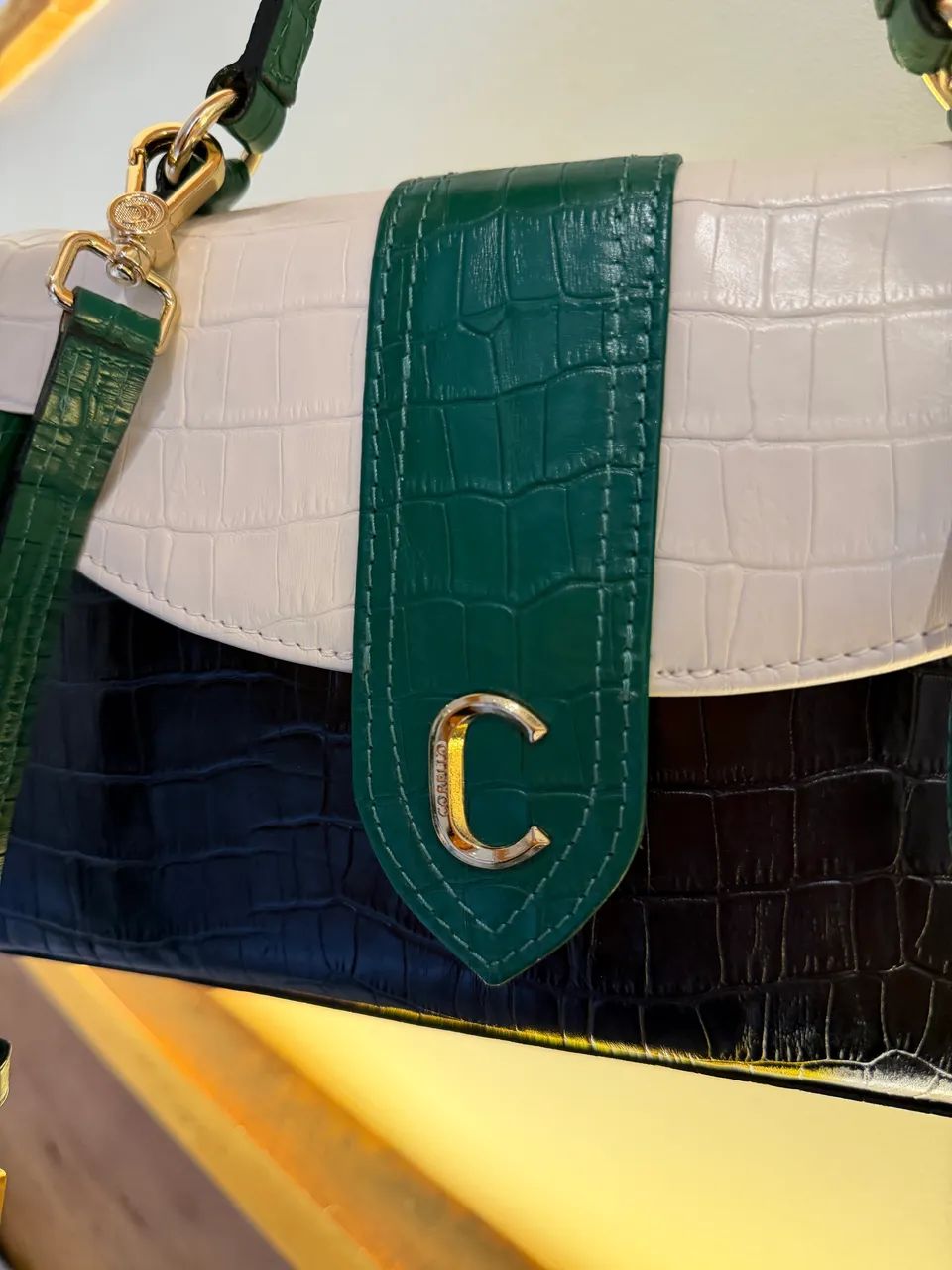 Bolsa couro preta, branca e verde da Corello nova  - Foto 3