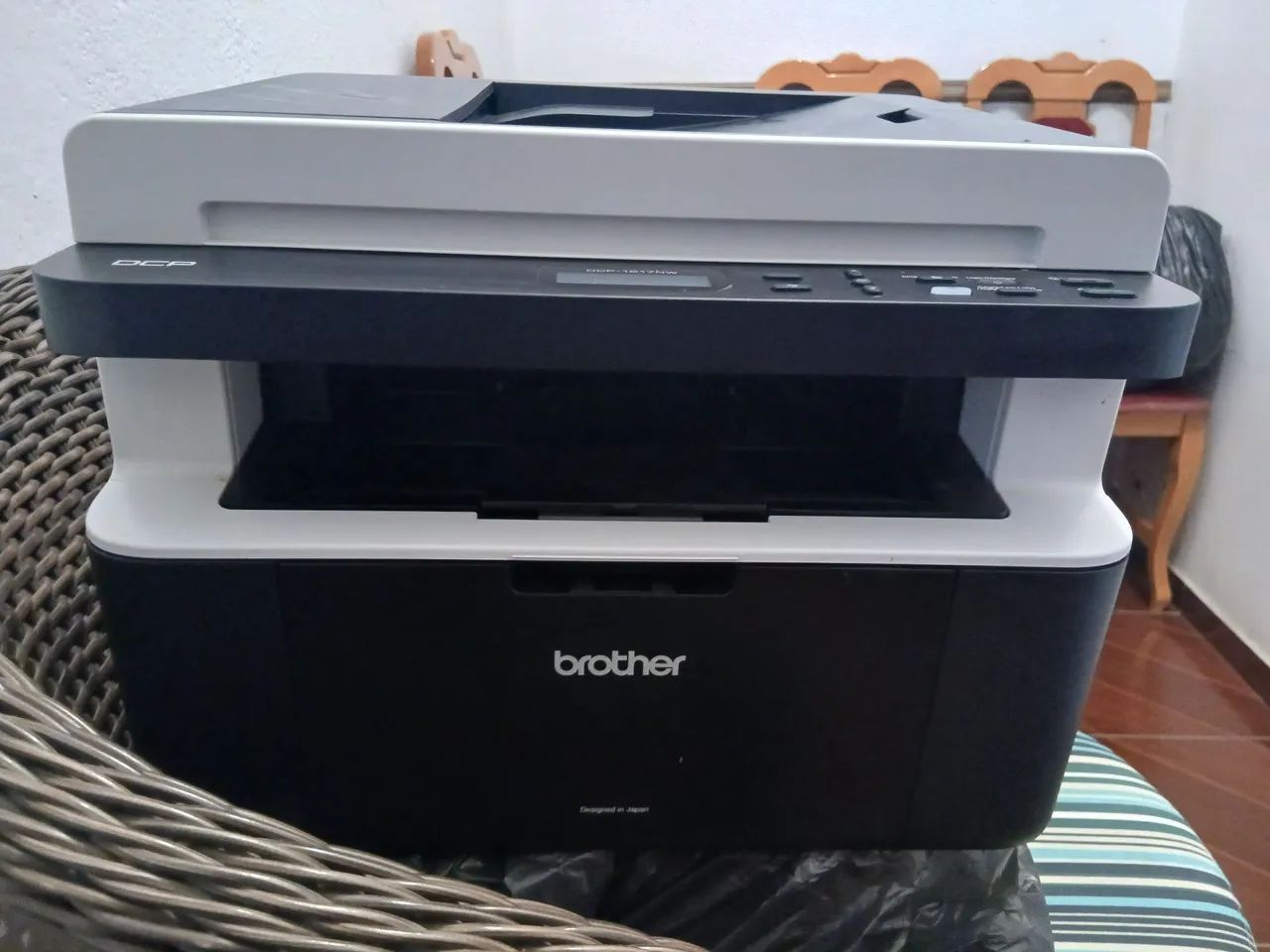 Impressora multifuncional monocromática Brother DCP 1617nw Usada ...