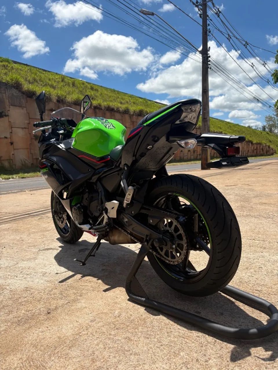 Kawasaki ninja 650krt - Foto 3