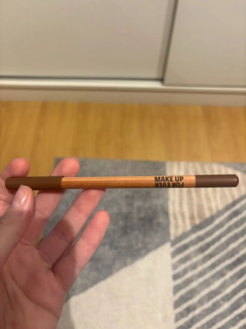 Lápis multiuso Makeup Forever tom Limitless Brown