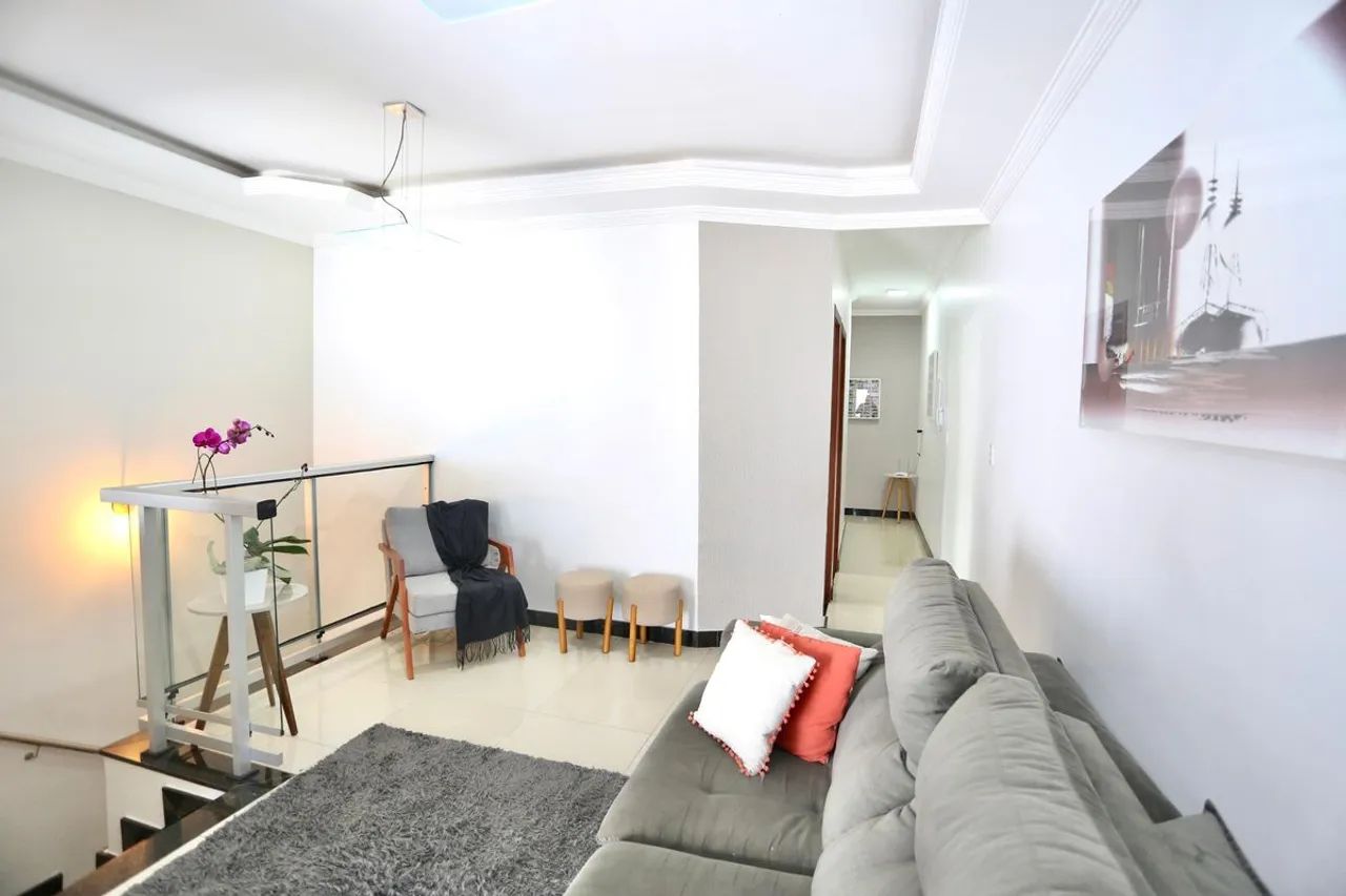 Casa à Venda - Alvorada, 3 Quartos, 180 m2 - Foto 2