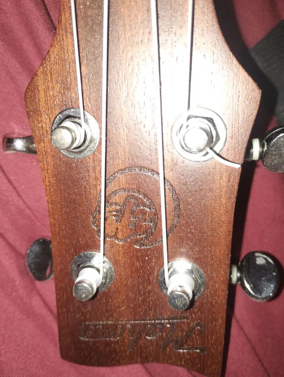 Ukulele semi novo  - Foto 3