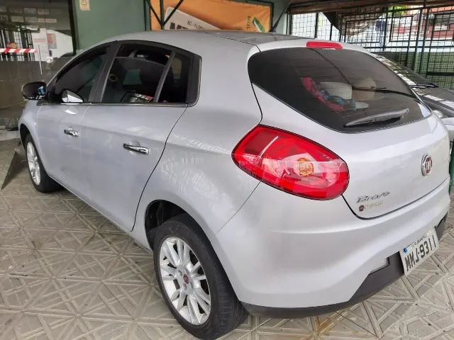 Fiat Bravo Essence 1.8 Flex 16V 5P 2013 - Foto 2