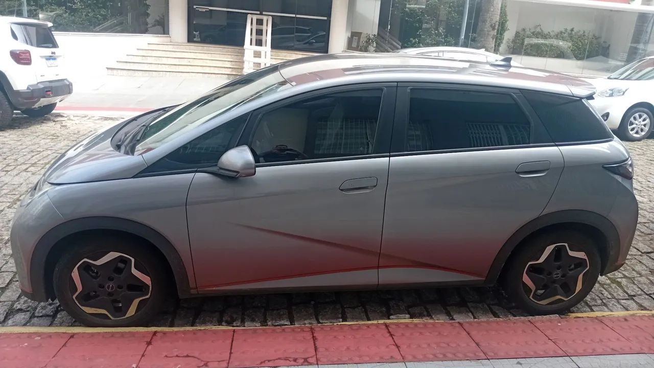 BYD Dolphin EV (Elétrico) 2024