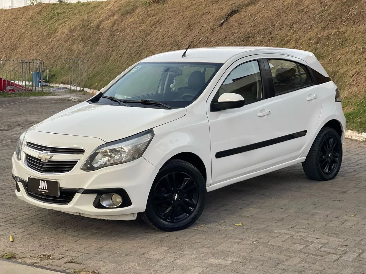 Chevrolet Agile LTZ 1.4 MPFI 8V FLEXPOWER 5P 2014